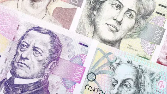Czeskie korony, czyli jaka waluta jest w Czechach, na banknotach 1000 i 2000 z portretami znanych postaci.
